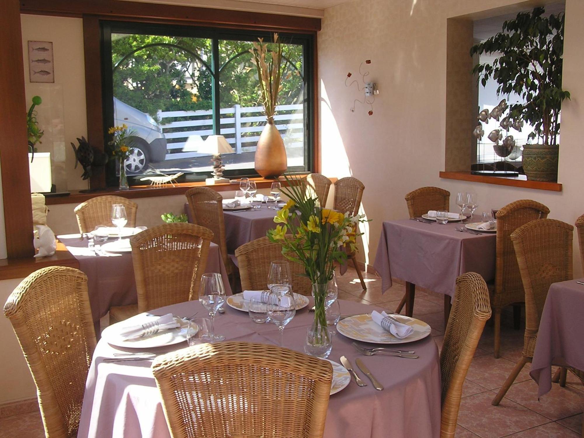 Les Ondines Saint-Guenole Exterior foto